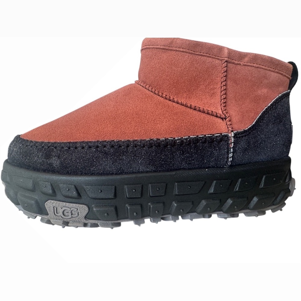 UGG Biltmore‎ Boot Mens 12 Red Grey Suede Fur Lined Lug Sole 1158200